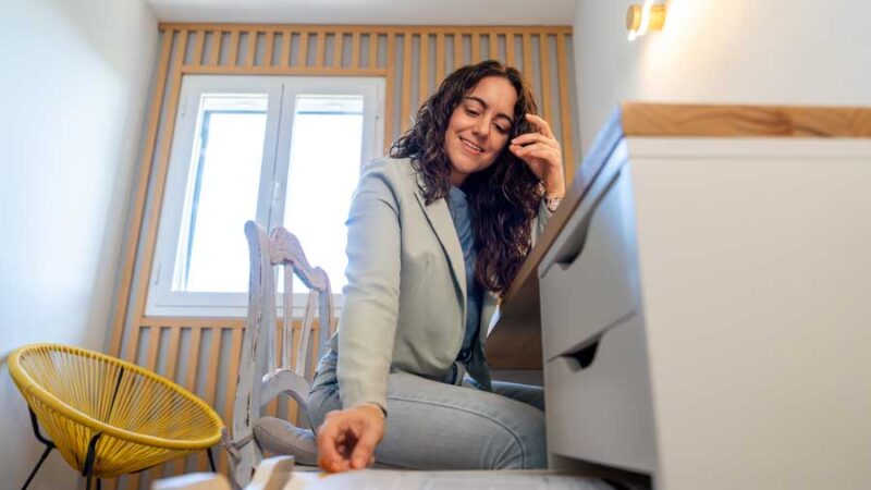 Rollcontainer oder Standcontainer – welcher passt besser zu Ihrem Arbeitsplatz?